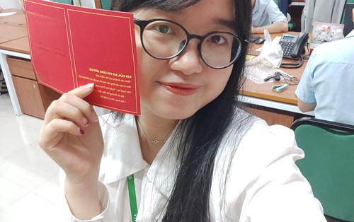 Lắng đọng hình ảnh đẹp của Khoa Marketing Đại học Đông Á